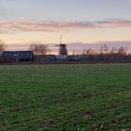 Schuurtje Bij De Ijssel Bed and breakfast 3*